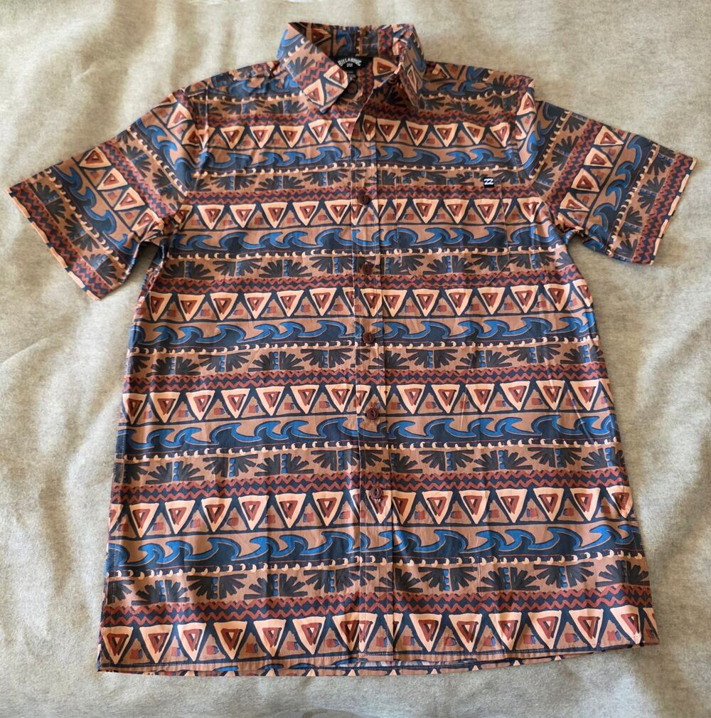 Billabong Men’s Hazel Tribal Wave Print Short Sleeve Shirt Small NWT